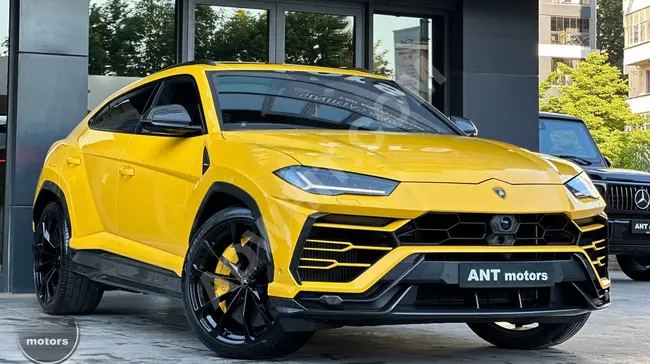 2022 -  LAMBORGHINI URUS 4.0 GIALLO AUGE - نظام صوتي BANG&OLUFSEN - محور خلفي - عرض المعلومات على الزجاج الامامي