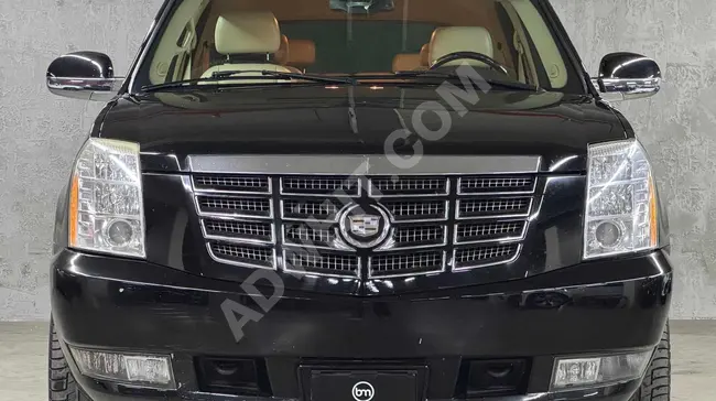 سيارة ESCALADE 6.2 V8 ELEGANCE موديل 2007 - 7 مقاعد