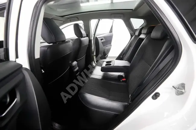 2013 - Toyota Auris - Glass Roof - Low Mileage - Fully Loaded