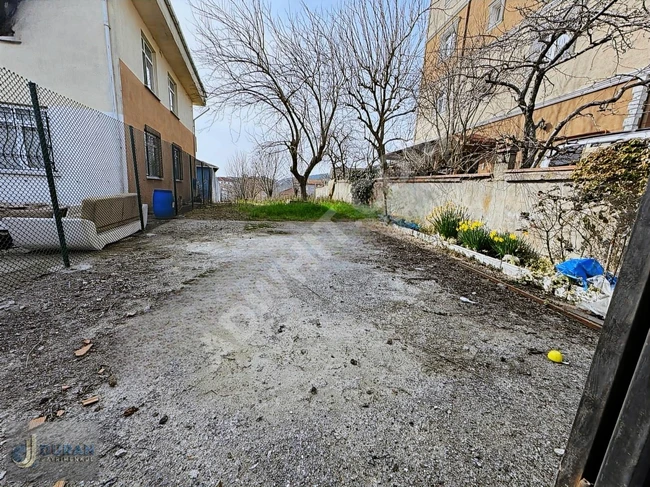 A plot of land measuring 310 square meters is located on Çavuşbaşı Street. The land is near the IETT bus station.