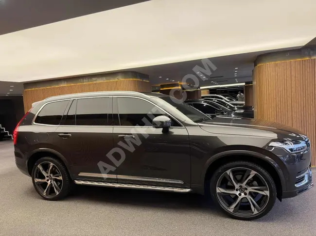 2023 - VOLVO XC90 B5 PLUS BRIGHT  - سبعة مقاعد - نظام صوت HARMAN KARDON - من STELLA MOTORS