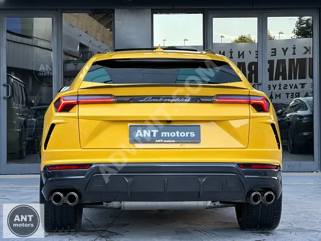 2022 -  LAMBORGHINI URUS 4.0 GIALLO AUGE - نظام صوتي BANG&OLUFSEN - محور خلفي - عرض المعلومات على الزجاج الامامي