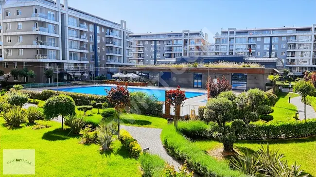 Spacious apartment for sale with an area of 175 square meters 2 + 1 in SANCAKTEPE BOUTIQUE DAÇA