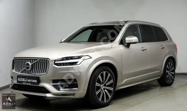 2022 - XC90 2.0 B5 INSCRİPTİON - مع 4 مقاعد تدفئة و تبريد - قيادة ذاتية - نظام صوتي HARMAN KARDON - جنوطة مقاس 20  انش