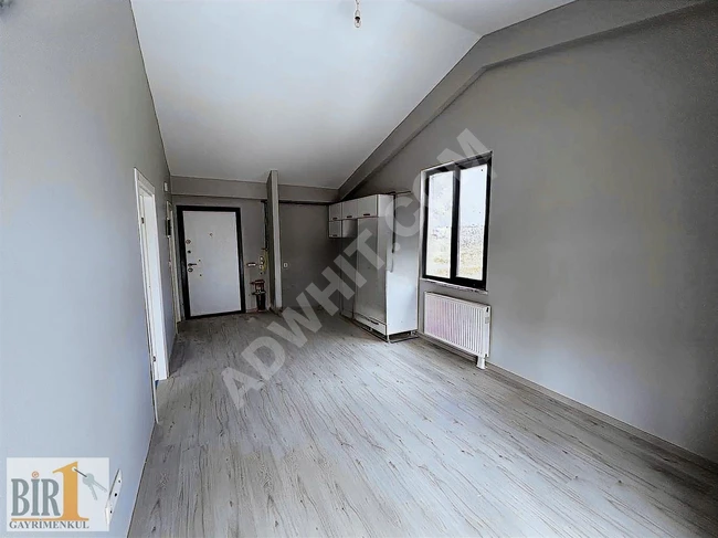 1+1 apartment within a complex near IŞIK University with 24/7 security.