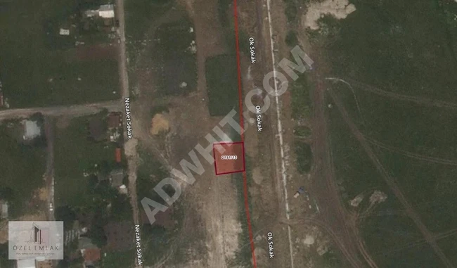 A plot of land measuring 299 square meters with a 17-meter frontage in the villa area in ESKİCE.