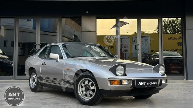 PORSCHE 924 COUPE 1983 - بعداد 121.306 كم , مرممة ( مجددة)