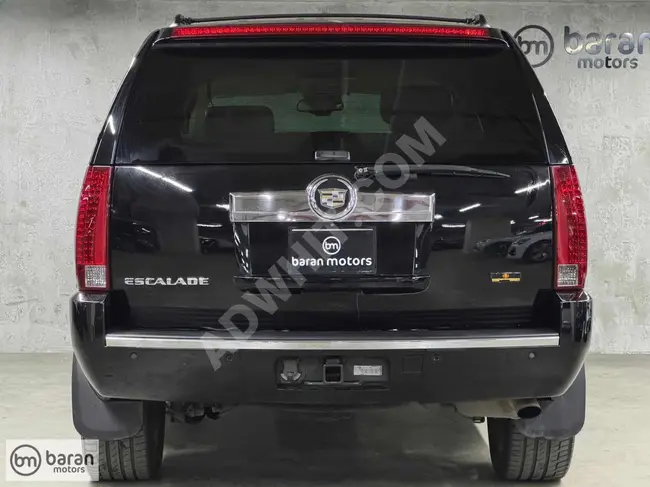 سيارة ESCALADE 6.2 V8 ELEGANCE موديل 2007 - 7 مقاعد