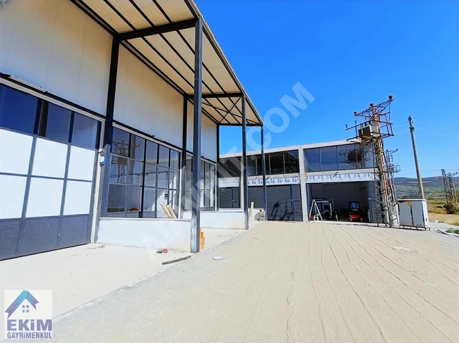 Industrial workplace consisting of two floors for sale, located on the ÇANAKKALE ÇAN YOLU road.