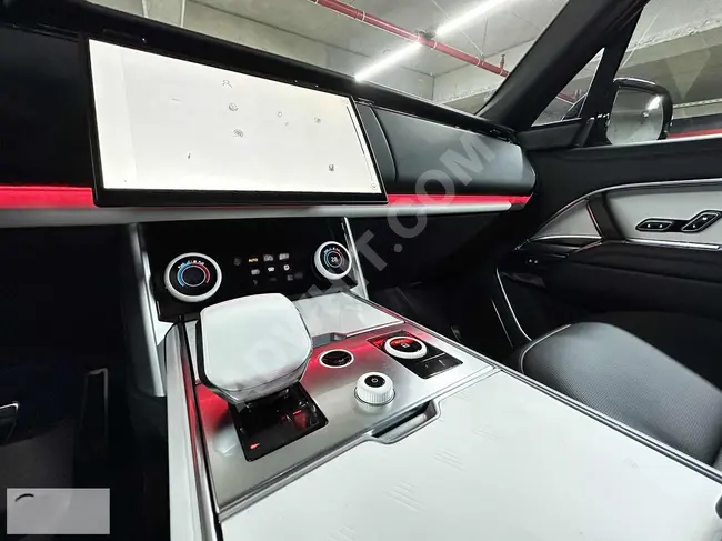 RANGE ROVER D 350 'SV Model 2023 - Interior Design