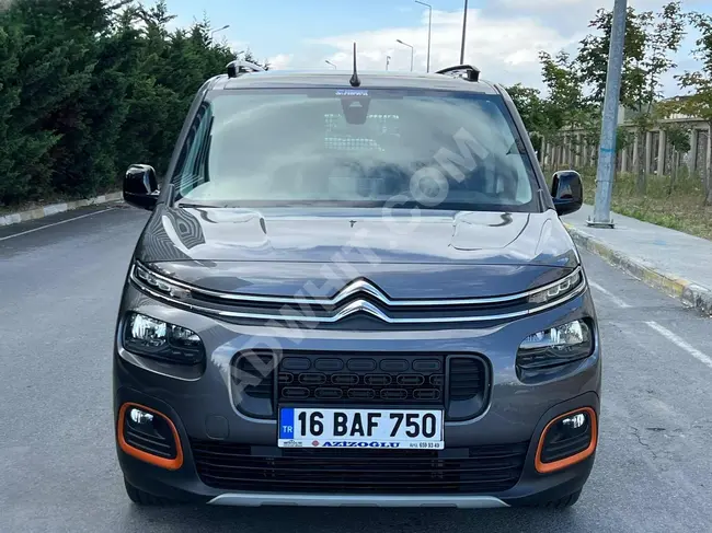 AZİZOĞLU'DAN 2023 BERLİNGO 1.5 SHİNE BOLD EAT8 130HP CAMTAVAN