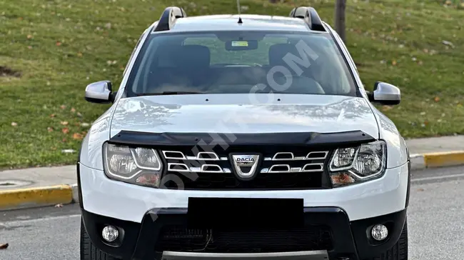 DACIA DUSTER LAUREATE LOOK PACKAGE - No accident record, rear view, with 4-wheel drive