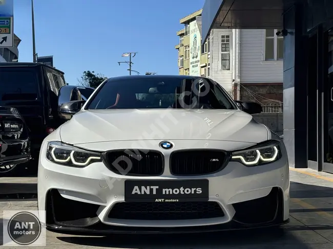 2018 - BMW M4 COMPETITION COUPE EDC+F1+ AVENTURI - Head-Up Display - Fully Equipped