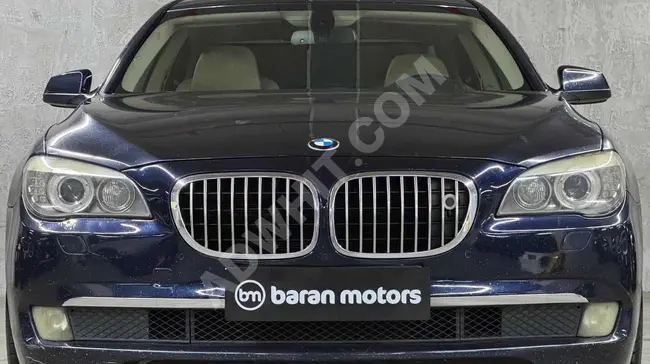 سيارة  BMW 730D HARMAN موديل 2009 - تبريد - عرض على الزجاج الأمامي