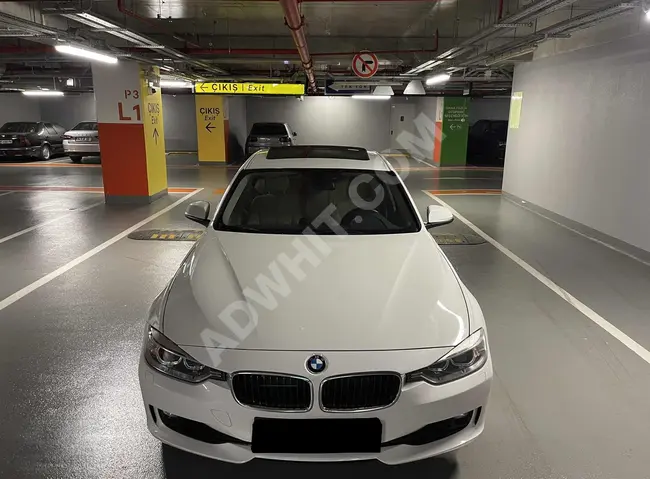 2014 - BMW 3.20 İED - فتحة سقف - مسافة 140.000 كم - تنجيد بيج - بدون عيوب وب دون طلاء