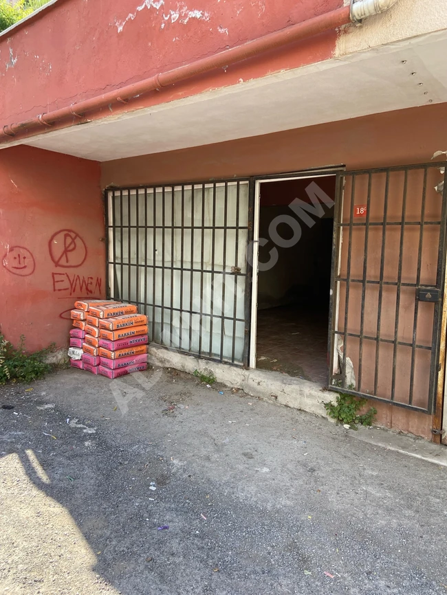 Store with an area of 100 square meters, in KARTAL PETROL İŞ NEIGHBORHOOD