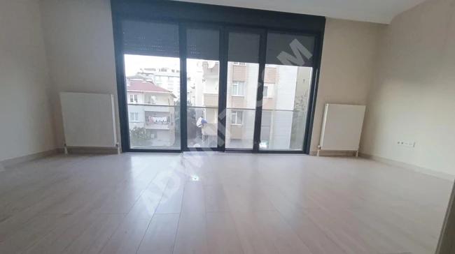 Apartment for rent 2+1 with an area of 90 square meters on Güzelbahçe Street in Orhantepe neighborhood on the Kartal coast, located on the middle floor, a new and luxurious apartment.