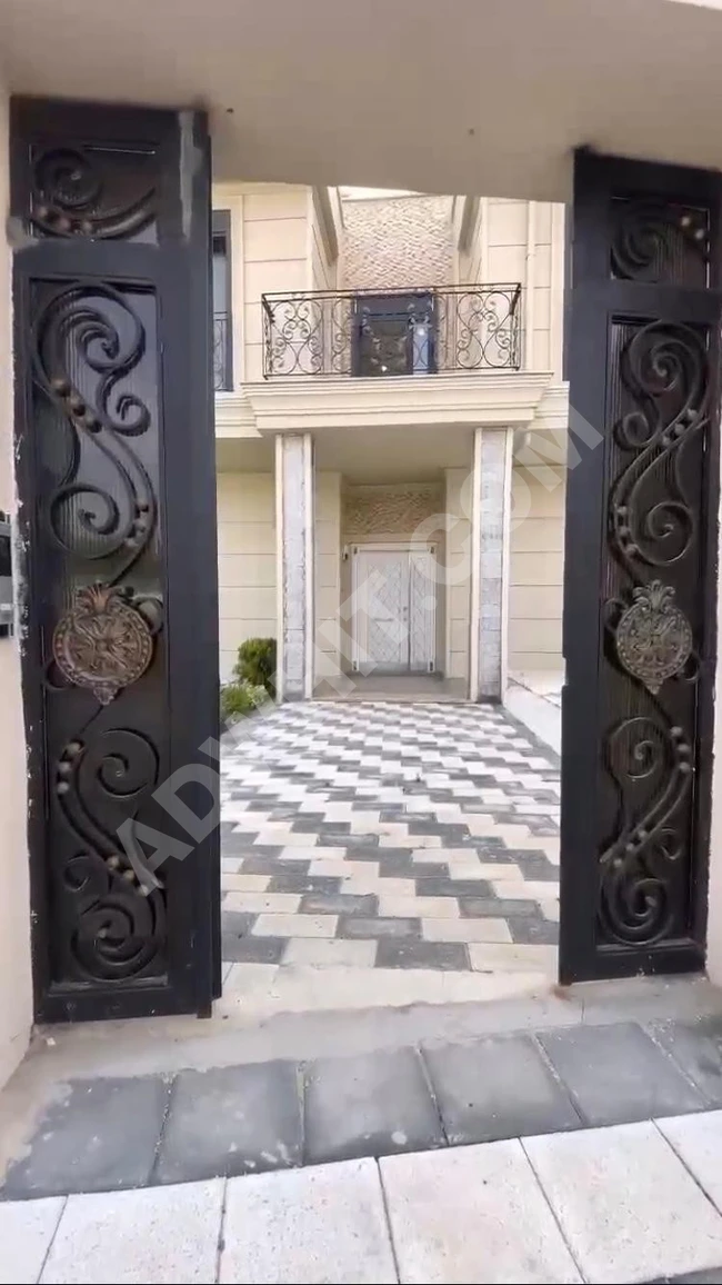 - A unique villa in ISTANBUL BÜYÜKÇEKMECE KAMİLOBA