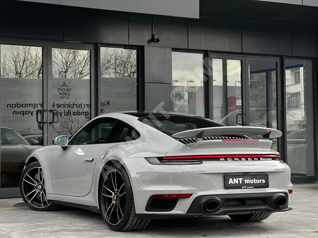 سيارة 2023 PORSCHE 911 TURBO S  +فرامل سيراميك + نظام إضاءة بورشه ديناميكي بلس (PDLSP)