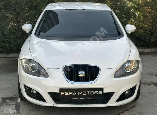 سيارة SEAT LEON 1.4TSI COPA PLUS موديل 2012 بمسافة 75 كم ونظيفة