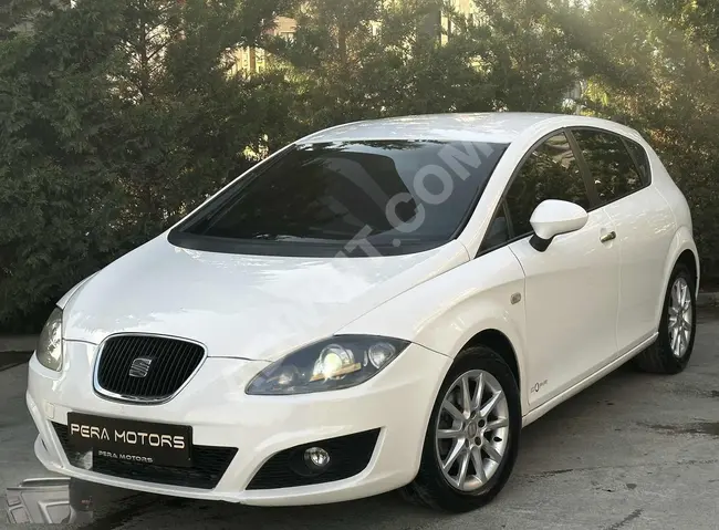 سيارة SEAT LEON 1.4TSI COPA PLUS موديل 2012 بمسافة 75 كم ونظيفة