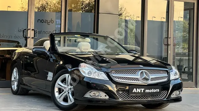 سيارة MERCEDES BENZ SL 280 CABRIOLET  موديل 2009 - 9.000 كم من الوكيل المعتمد