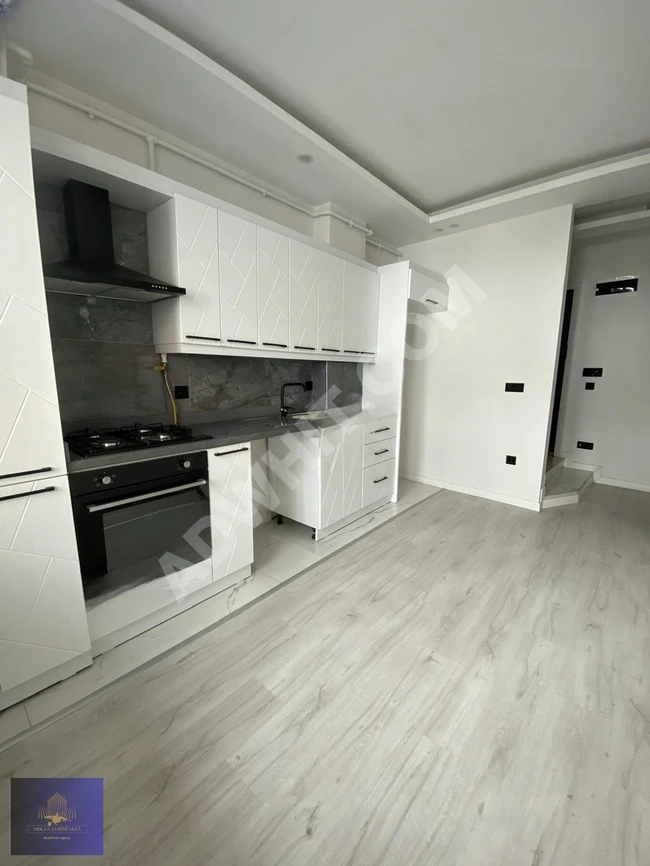 One street away from the main street, a luxurious apartment equipped with an integrated kitchen - from ORKA