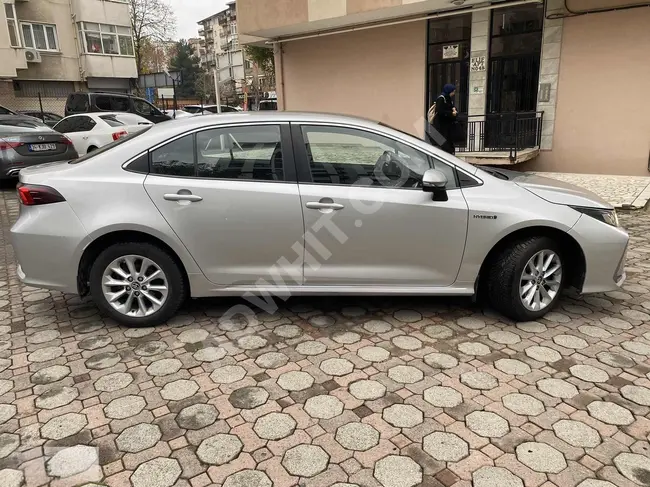 TOYOTA COROLLA 1.8  موديل 2020 اتوماتيك هجينة حزمة DREAM