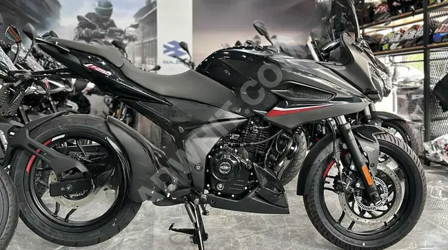 BAJAJ PULSAR F250 امكانية تقسيط 12 شهر بدون فائدة على بطاقات الائتمان - من AYDIN MOTOCARS