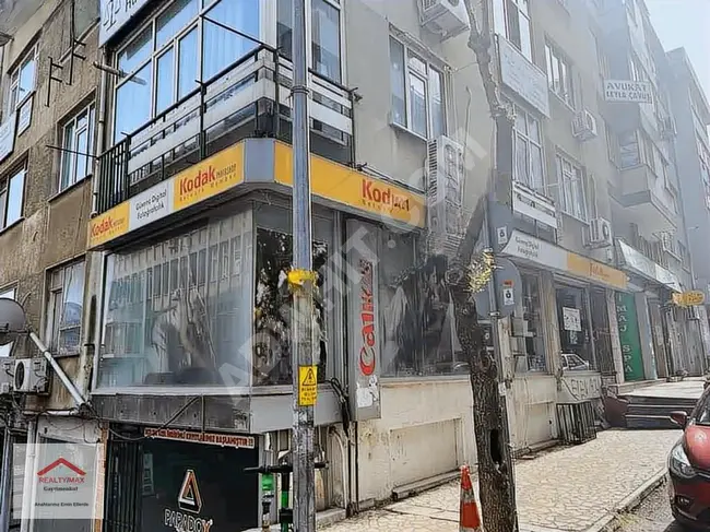 KARTAL'DA İŞLEK CADDE'DE KİRALIK DÜKKAN