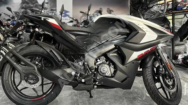 Bajaj Pulsar RS 200 motorcycle available with a 12-month installment plan using a credit card.