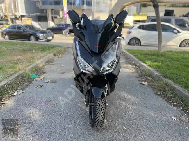 درجة HONDA FORZA 250 اصدار خاص (شاشة TFT)