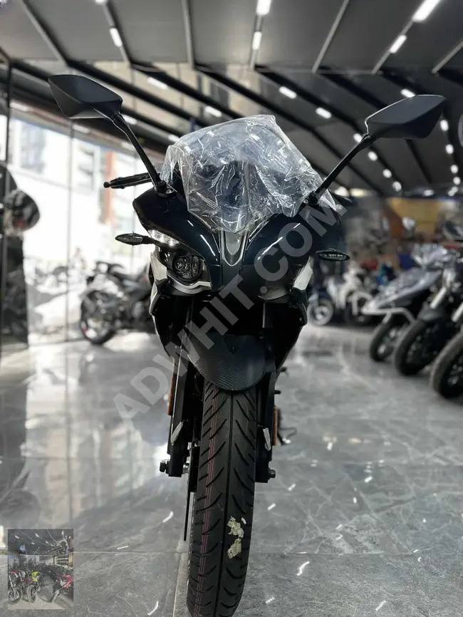 دراجة نارية Bajaj Pulsar RS 200 بتقسيط على بطاقة الائتمان بدون فوائد على مدار 12 شهرًا.