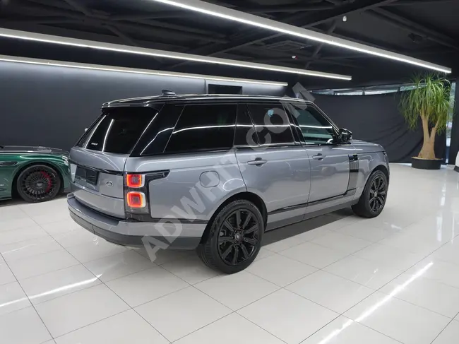 سيارة RANGE ROVER VOGUE PHVE 404 موديل 2020 - بدون اخطاء - من الوكيل