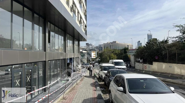 Shop for rent at the entrance, on Gürsel Mahallesi Street.