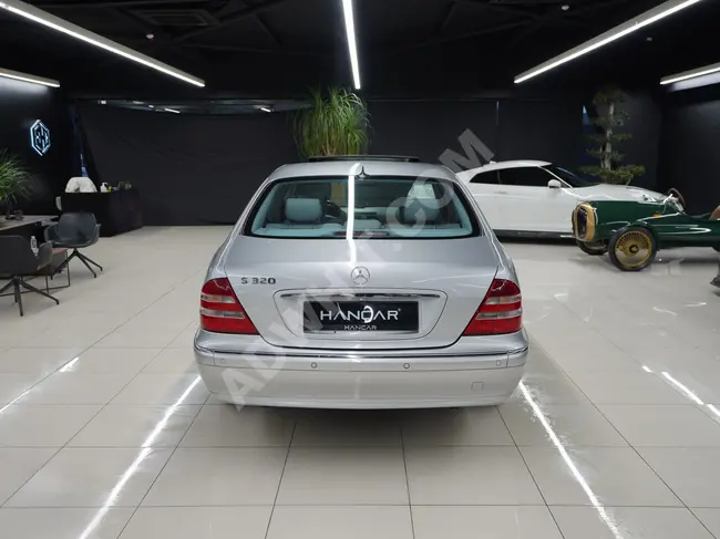 سيارة MERCEDES S 320 موديل 2002 - خالية من الخطأ - بمسافة 91.087 كم - لا مثيل لها