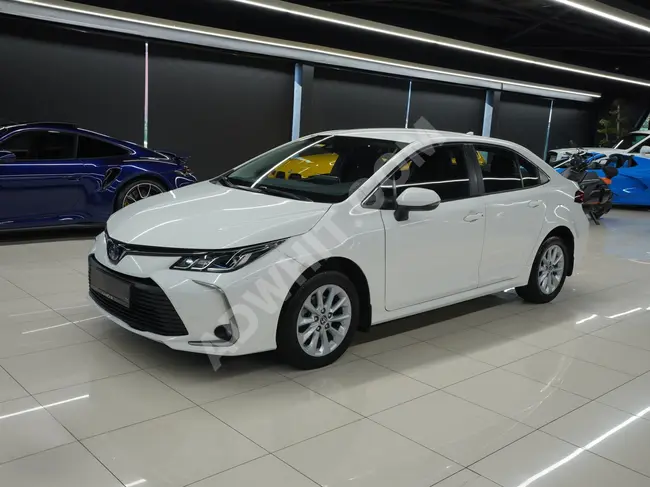 سيارة TOYATA COROLLA 1.8 HYBRİD DREAM E-CVT موديل 2021