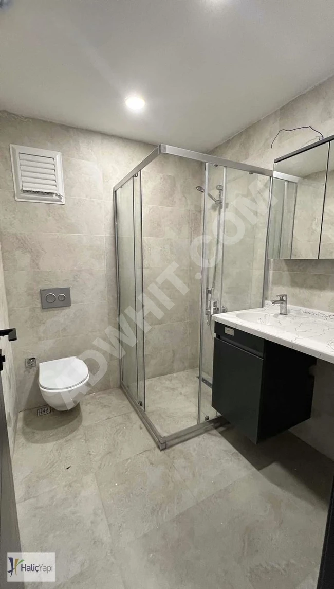 1+1 apartment near the metrobus, facing the judicial area, close to the E-5 Road, located in Gürsel Mahallesi.