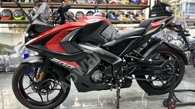 Offer from AYDIN MOTOCAR: Possibility to finance the purchase of a BAJAJ PULSAR RS200 motorcycle over 12 months using a credit card.