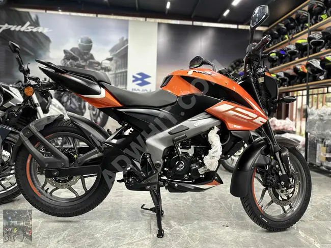 دراجة نارية Bajaj Pulsar NS 125 بدفعات لمدة 12 شهرًا بدون فوائد على البطاقة الائتمانية