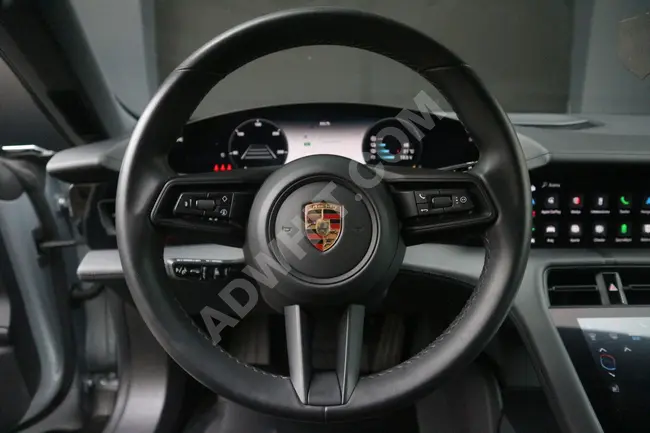 2020 - PORSCHE TAYCAN 4S - نظام صوت BOSE - شاشة للركاب - مقاعد تدفئة