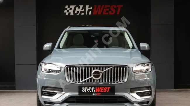 VOLVO XC90 T8 RECHARGE 2022 - لسبع اشخاص , شاشة بجيل جديد