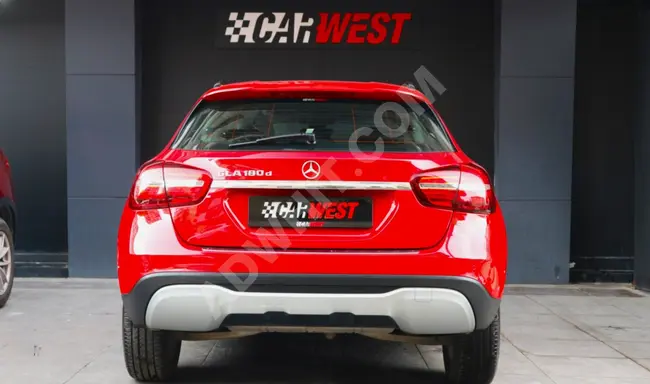 MERCEDES-BENZ GLA 180d COMFORT موديل 2017