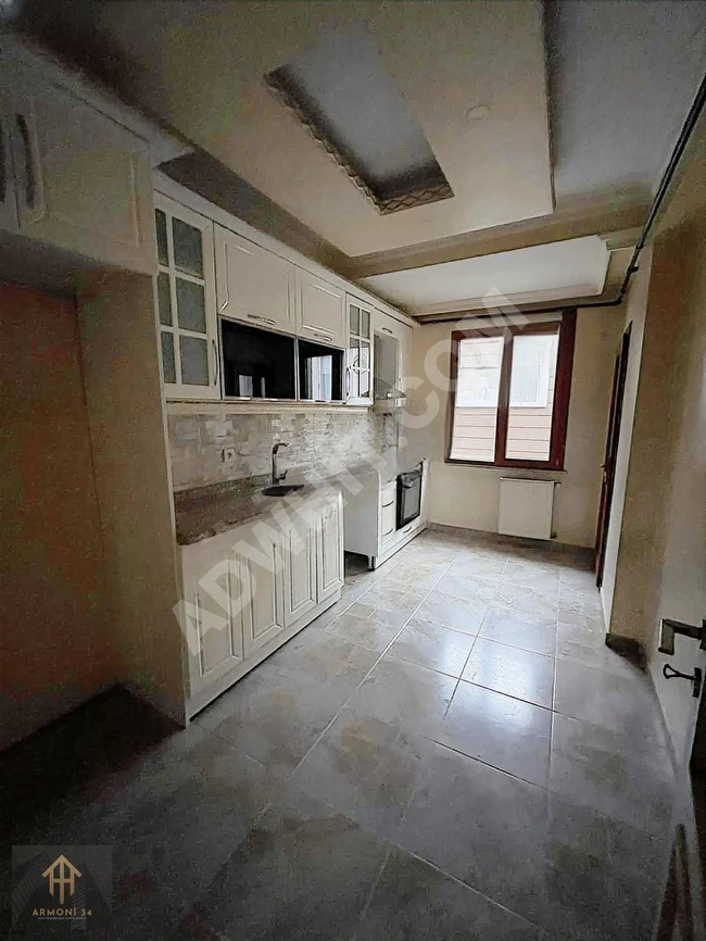 Luxury apartment for rent 3+1, just 3 minutes walk from the metrobus.