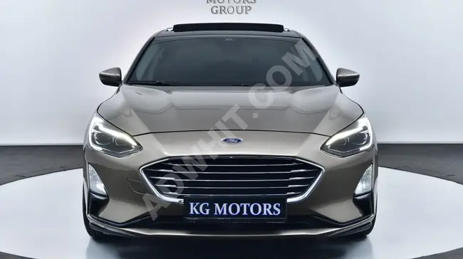 FORD FOCUS TİTANİUM 2018 - بناقل حركة اوتوماتيكي , بسقف زجاجي , رؤية خلفية , قيادة ذاتية