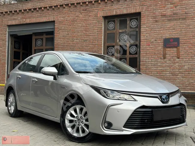 سيارة COROLLA HYBRİD  موديل 2020 صيانة دورية في الخدمة 61000 كم والقرض متاح