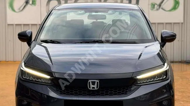 HONDA CITY 1.5 İ-VTEC - رؤية خلفية , مثبت سرعة , بعداد كم منخفض , بدون طلاء وبدون عيوب