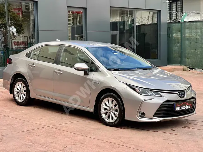 2021 - TOYOTA  HYBRİD - بدون سجل اضرار  و بدون عيوب - اوتوماتيك - من المالك الأول - مسافة 138.000 كم