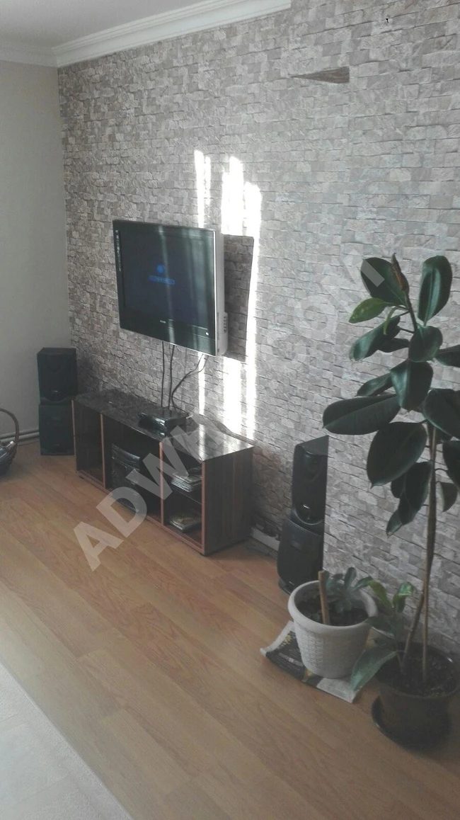 A furnished 2+1 apartment, with an area of 90 square meters, suitable for investment, located in YEŞİLOVA - by ÇEVREM.