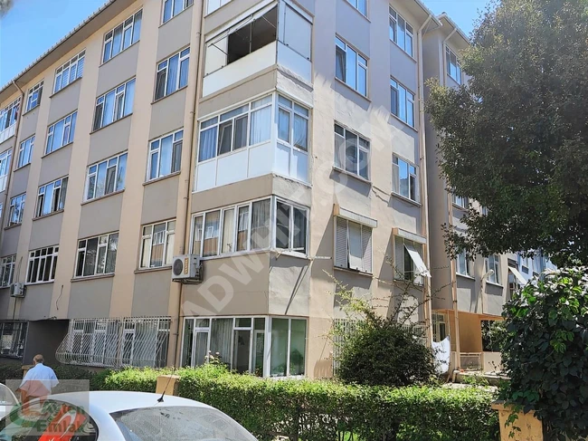 Bakırköy Yenimahalle ASKENT SİTESİ yüksek giriş 2+1 köşe daire